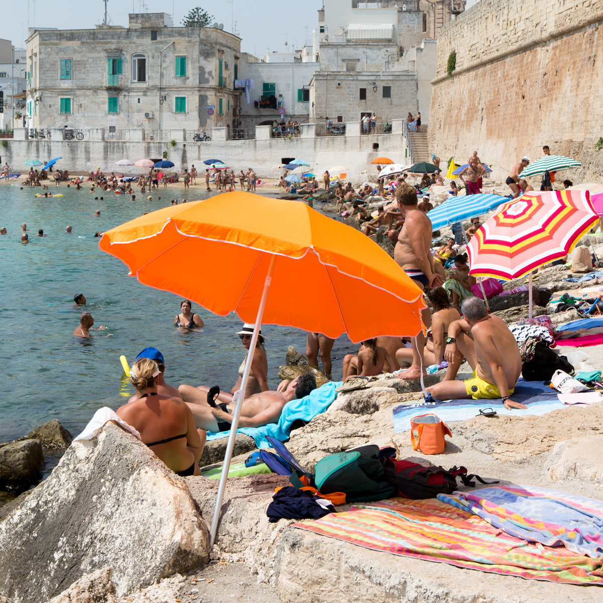 Monopoli on the Rocks - Square