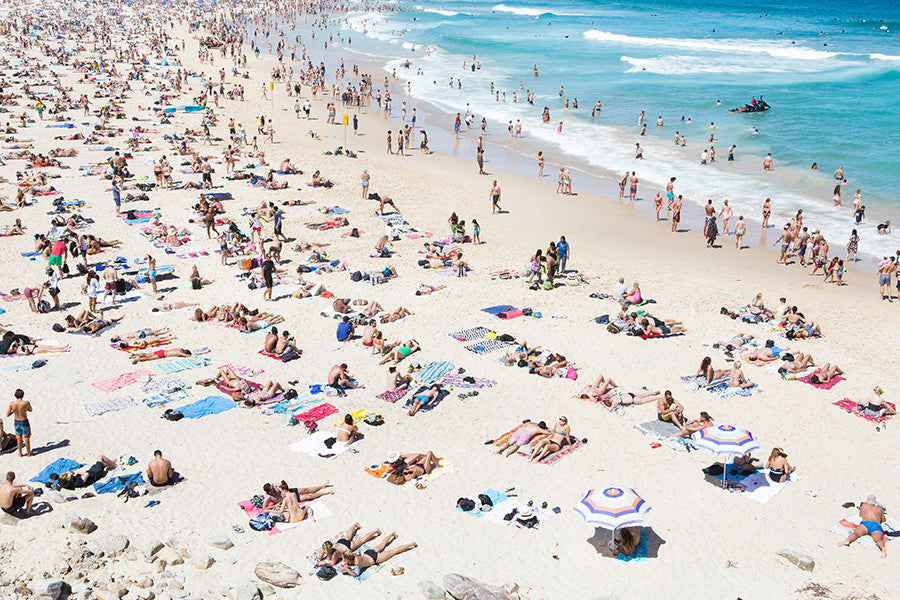 Bondi Matching brollys - Carla Coulson Limited Edition Fine Art Print, travel photography, Australia, Sydney, Bondi beach, beaches, beach photography